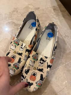 toms