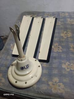 seling Fan working condition Urgnt Sale