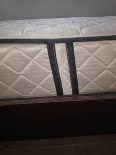 single bed available