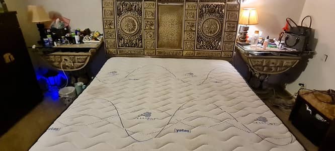 Bed, mattress, 2 side tables
