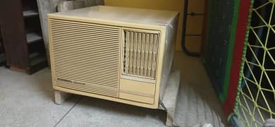 general window ac for sale (excellent condition)
