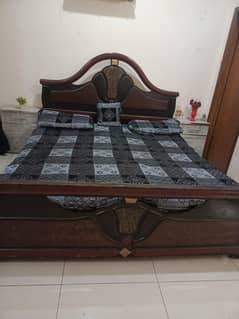Double bed in used condition