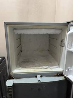 Dawnlance Fridge