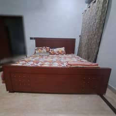 Wooden Bed//King Size Bed