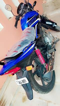 New Honda CB125F