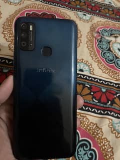 2gb ram our 32gb rom ha our ghar ka chala howa mobile ha koi falt nahi