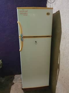 Fridge Lg medium like new