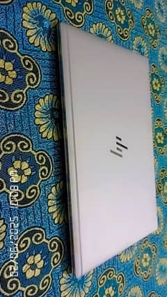 Hp Elitebook 1030 G4.  intel i7 8th Gen. 16GB. x360 Rotation