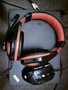 Lenovo thinkpad x270 i5 7th 8ram/256gbssd free gaming headset & mouse