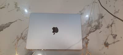 Apple Macbook Air M2 8/256 13’inch 2022 - laptop for sale