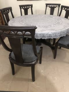 Dinning table 6 chairs
