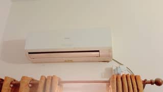 Split 1 ton haier AC for urgent sale