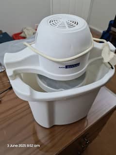 Ice cream maker for sell (Electric)