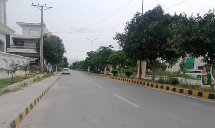 7 Marla Builder Location Plot Available For Sale 2