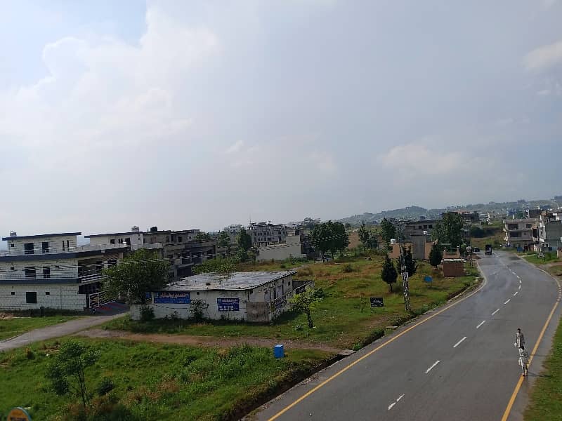 Beautiful Location Plot 15