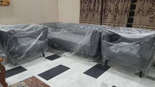 5 seater soffa Set Brand new not used Shadi ma bhi dia ja skta (call)