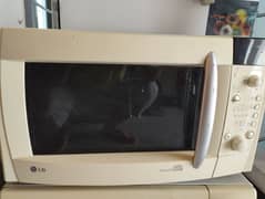 Daewoo Micro oven made in Korea bay from Kuwait