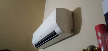 dawlance ac in cood condition not repaired 6 season used only