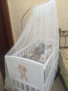 baby cot