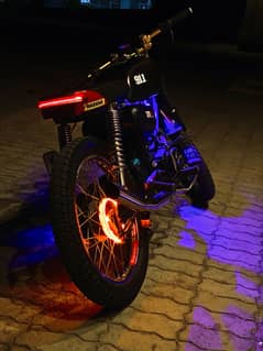 United 100cc cafe racer