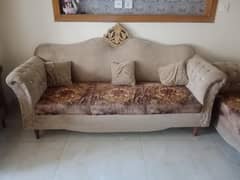 Premium Quality 5 Seater Sofa Set with Cushions for Sale