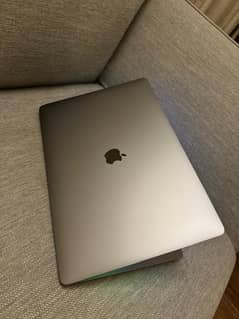 MacBook Pro 2019 – Core i7| 16 inches | 16 GB RAM | 512GB SSD