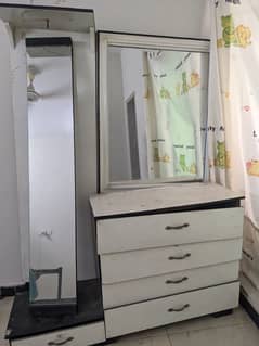dressing table