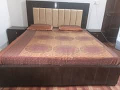 bed and dressing table
