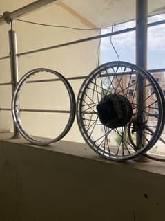 Honda 125 17 model genuine rim and hub