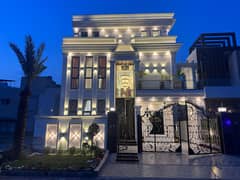 MOST LUXURIOUSE 10 MARLA BRAND NEW DOUBLE STORY VILLA AVAILABLE FOR SALE, IN CITI HOUSING GUJRANWALA