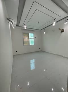 Brand New 3 Bed Drawing With Parking And Lift