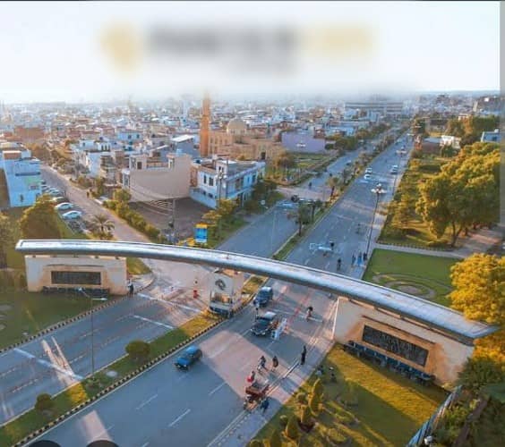 A Best Location For Sale In Crystal Block 5 Marla Plot In Park View City, Lahore 0