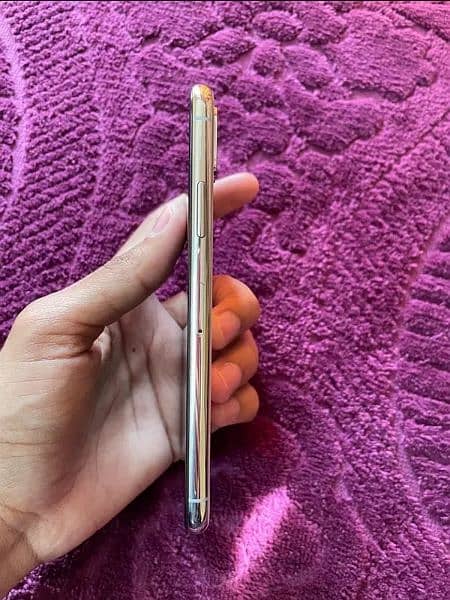 iPhone X 256GB PTA Approved – Excellent Condition 2