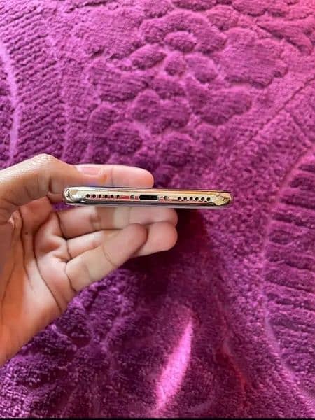 iPhone X 256GB PTA Approved – Excellent Condition 3