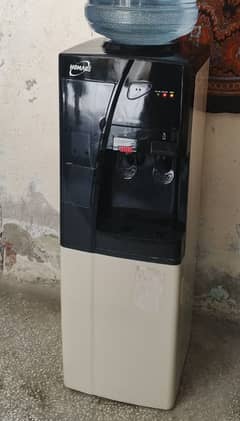 Water dispenser - Used like new
