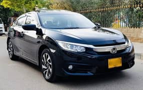Honda civic 2017 top of the line excellent condition Honda maintain