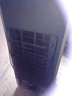 Dawlance medium size fridge for sale