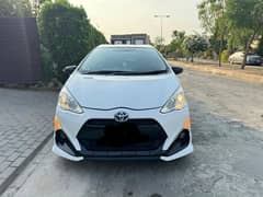 Toyota Aqua 2015