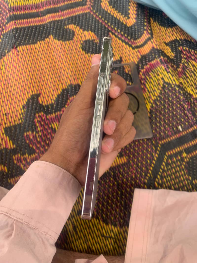 infinix note 40 all ok 10/10 1 month used with complete box 6