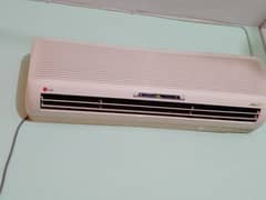 1 ton split ac non inverter 9/10 condition