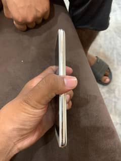 Sharp Aqous R2