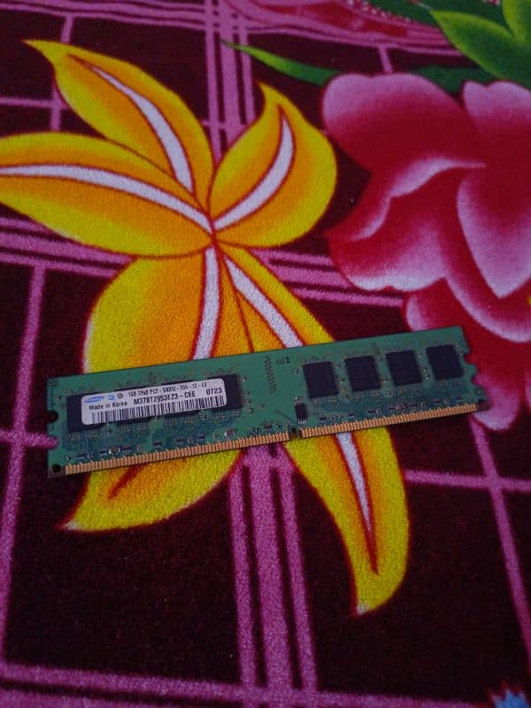 ddr2 ki ram he 1 gb 1