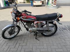 Honda 125 (2014).  03175439781