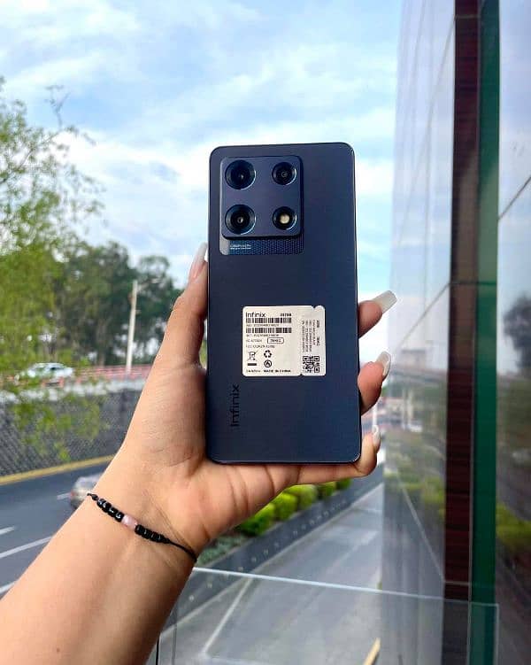 INFINIX NOTE 30 PRO 10BY10 EXCHANGE POSSIBLE WITH ONLY EDGE MODEL 1