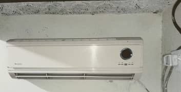 Gree Split AC