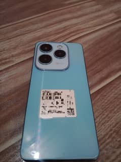 INFINIX HOT 40