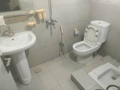 Semi Furnished 2 Tvl Drawing Room Kitchen Store Room
