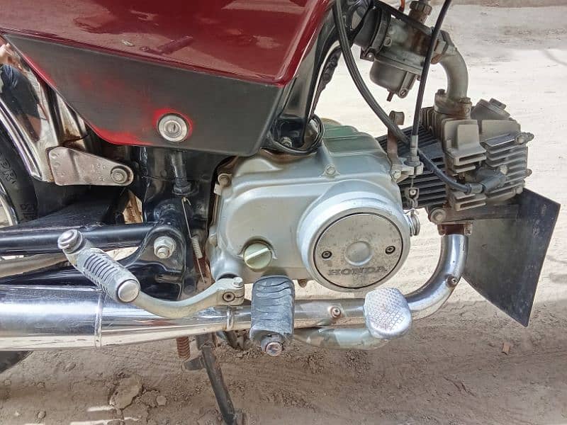 2019MODEL CD 70 TOTAL GENEIUN engine not open 6