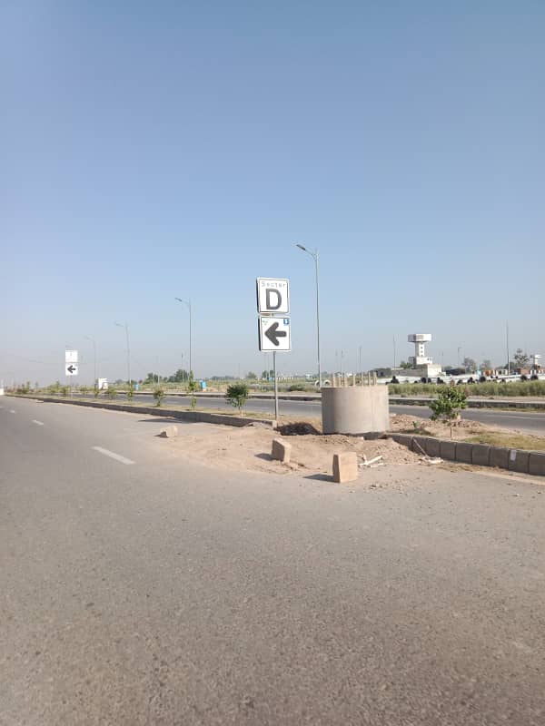 120 Feet Road 1 Kanal Plot For Sale In D Block DHA Phase 6 Paper Available From Direct Owner Meeting Possible 0