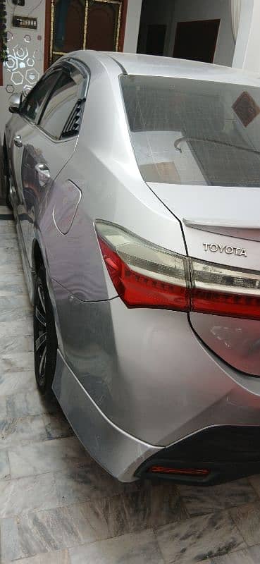 Toyota Corolla GLI 1.3 2018 altis bumper full genuine and full loaded 8